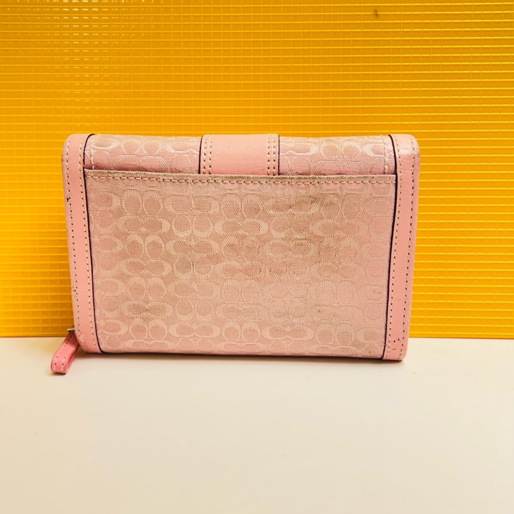 Coach Y2K SoHo Pink Wallet - Picture 3 of 14